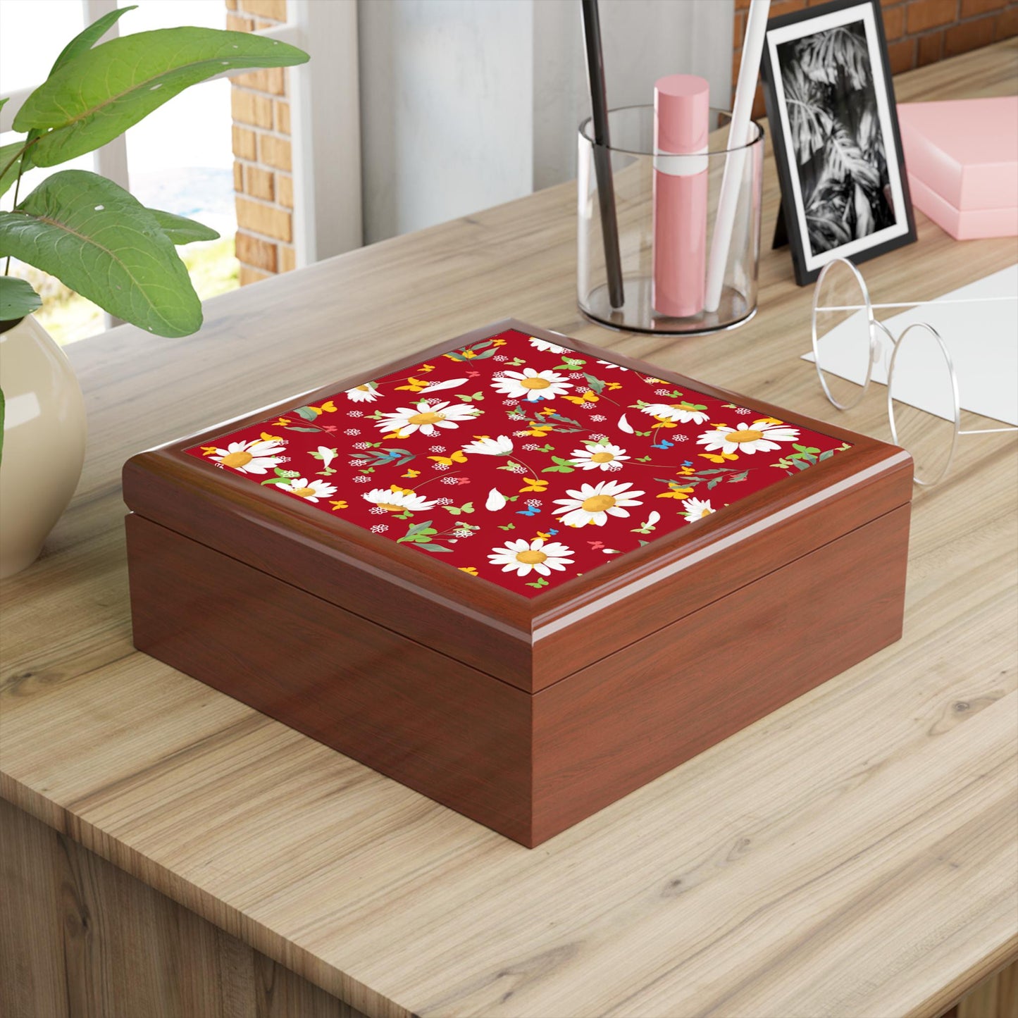 Daisy Jewelry Box, Red Floral Design, Feminine Storage Organizer, Gift for Her, Wood Trinket Holder, Decorative Container